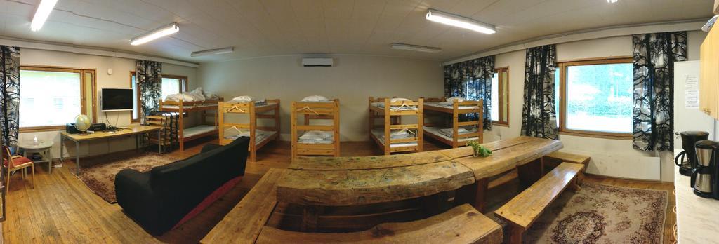 Partiotalon Retkeilymaja - Scouts Hostel Joensuu Exterior foto