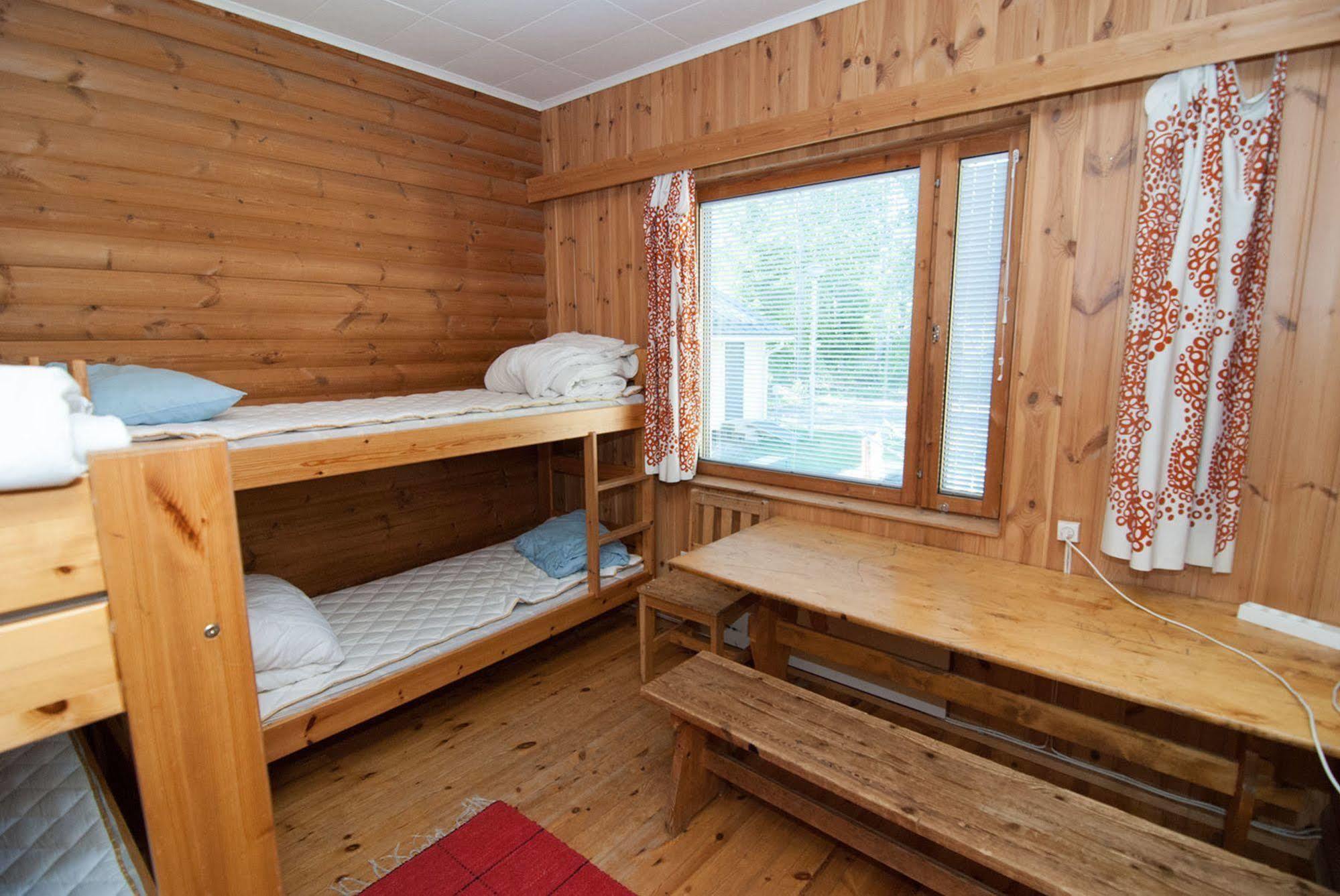 Partiotalon Retkeilymaja - Scouts Hostel Joensuu Exterior foto